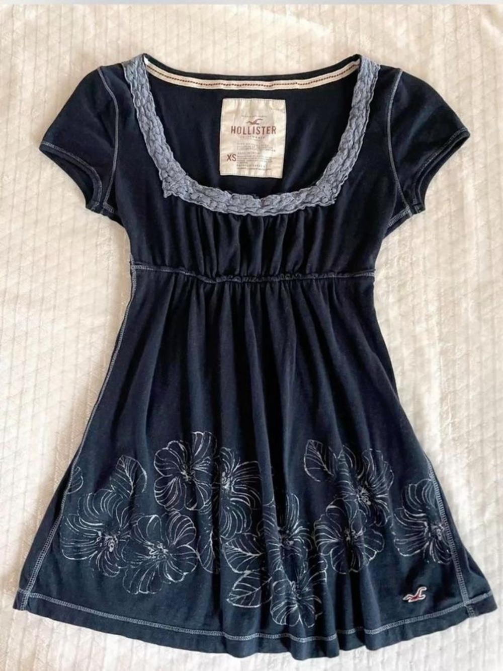 ISO (LOOKING FOR) Old school/Vintage Hollister